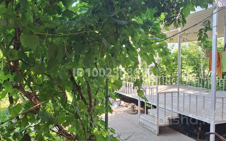 Дача · 3 комнаты · 120 м², мкр Коктем, Садовод 3 за 200 000 〒 в Атырау — фото 2