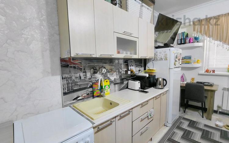1-бөлмелі пәтер · 17.5 м² · 1/9 қабат, Женис 45/3, 43/4, 43/3, 43/2, бағасы: 10 млн ₸ в Астане, Сарыарка р-н — фото 2