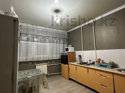 Продажа квартир в Алматы: 2-комнатная квартира · 56 м² · 7/9 этаж, мкр Аксай-4 за 36 млн 〒 2-комнатная квартира · 56 м² · 7/9 этаж, мкр Аксай-4 за 36 млн 〒 в Алматы, Ауэзовский р-н