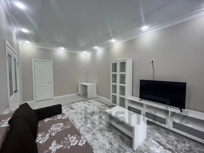 Пәтерлер в Карагандинской обл.: 2-бөлмелі пәтер · 61.7 м² · 2/10 қабат, мкр Юго-Восток, Дюсембекова 83/2 — Караганды арена, бағасы: 260 000 〒 2-бөлмелі пәтер · 61.7 м² · 2/10 қабат, мкр Юго-Восток, Дюсембекова 83/2 — Караганды арена, бағасы: 260 000 〒 в Караганде, Казыбек би р-н