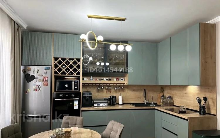 3-бөлмелі пәтер · 80 м² · 6/13 қабат, Макатаева 127/11 — Шарипова, бағасы: 74 млн ₸ в Алматы, Алмалинский р-н — фото 15