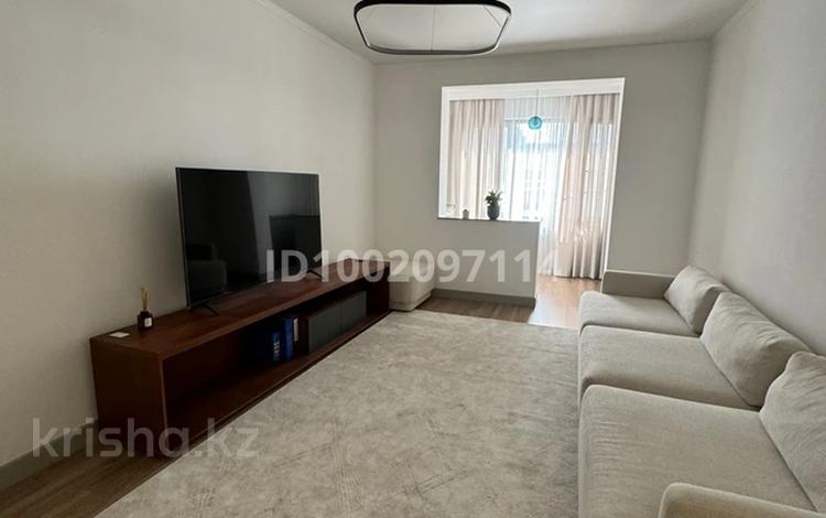 2-бөлмелі пәтер · 92 м² · 4/14 қабат, Мкр. Самал-3 15к1 — Достык Аль-Фараби, бағасы: 700 000 ₸ в Алматы, Медеуский р-н — фото 2