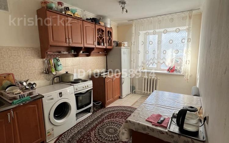 2-комнатная квартира · 60 м² · 6/6 этаж, Азербаева 2 — Средняя школа номер 74 за 25 млн ₸ в Астане, Сарайшык р-н — фото 2
