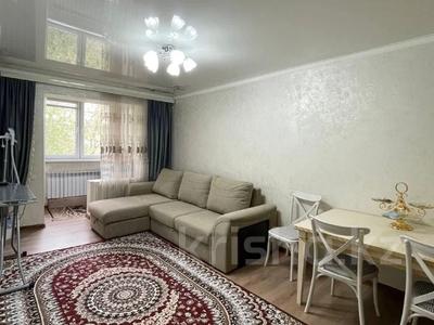 2-бөлмелі пәтер, 50 м², 5/5 қабат, мкр Аксай-3А, Толе би — Бауыржана Момышулы, бағасы: 29.5 млн 〒 в Алматы, Ауэзовский р-н