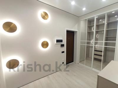 3-комнатная квартира · 100 м² · 16/19 этаж, Аль-Фараби — Ходжанова за 750 000 ₸ в Алматы, Бостандыкский р-н