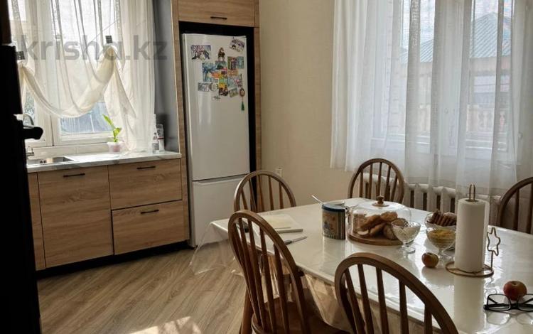 Отдельный дом · 2 комнаты · 130 м² · 10 сот., Жусанды 2 за 34 млн 〒 в Актобе, жилой массив Кирпичный — фото 2