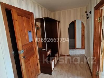 2-бөлмелі пәтер, 58 м², 3/9 қабат ай сайын, Богенбайулы 40, бағасы: 150 000 〒 в Семее, мкр Красный Кордон