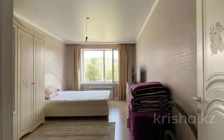 3-комнатная квартира · 90 м² · 4/9 этаж, Райымбек батыра за 50 млн ₸ в  — фото 2