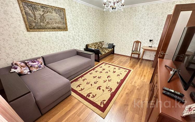 2-комнатная квартира, 70 м², 9/16 этаж, мкр Мамыр-1 за 40.5 млн 〒 в Алматы, Ауэзовский р-н — фото 4