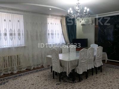 Отдельный дом · 4 комнаты · 200 м² · 10 сот., Аккайын 52 — 1 дачная за 36 млн 〒 в 