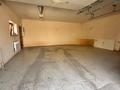 Отдельный дом · 7 комнат · 450.7 м² · 10.26 сот., Микрорайон Самал-1 за 100 млн ₸ в Уральске — фото 42