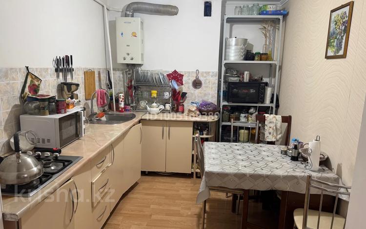 2-бөлмелі пәтер · 48 м² · 1/5 қабат, 18-й микрорайон, 18-й микрорайон 9, бағасы: 23 млн ₸ в Шымкенте, Аль-Фарабийский р-н — фото 2