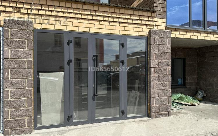 Еркін, кеңселер, дүкендер мен бутиктер, қоймалар, қоғамдық тамақтану орны, сұлулық салондары · 164.4 м², бағасы: 500 000 〒 в Кокшетау — фото 2