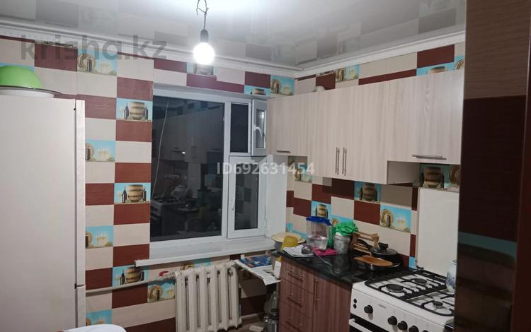 1-бөлмелі пәтер, 36.6 м², 5/5 қабат, Кунаева, бағасы: 7 млн 〒 в Шу — фото 2