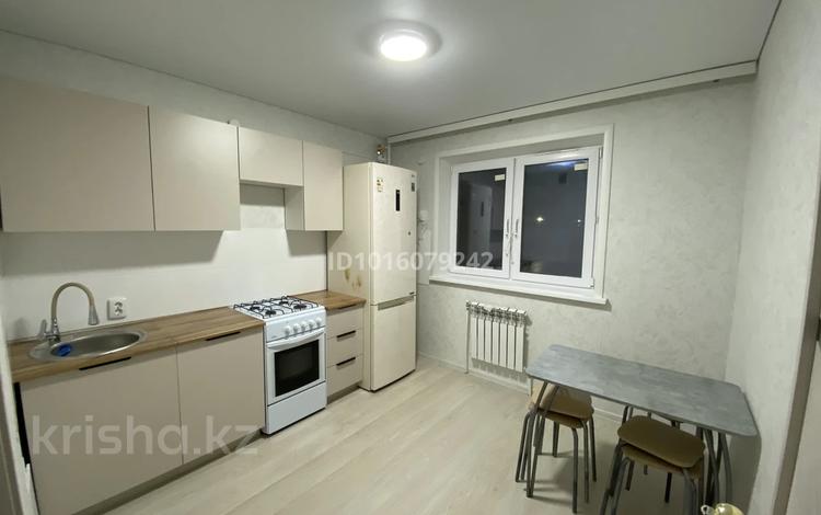 2-комнатная квартира · 58 м² · 2/9 этаж, Микрорайон Береке 35 за 200 000 ₸ в Костанае — фото 2