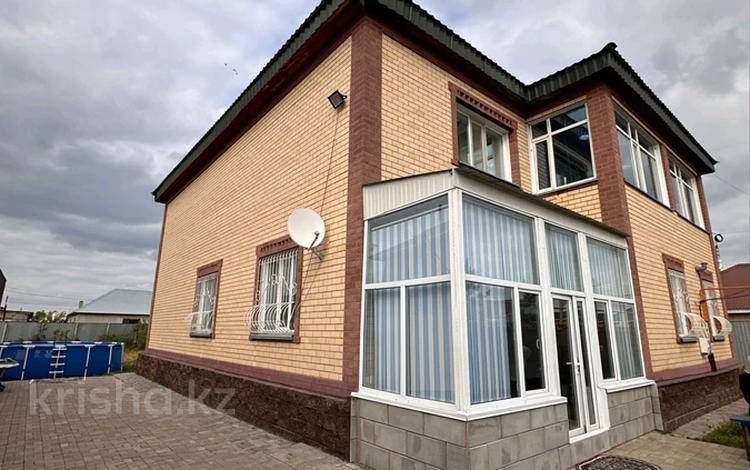 Отдельный дом · 6 комнат · 291 м² · 10 сот., Алиби Жангельдина 12 за 115 млн ₸ в Косшы — фото 2