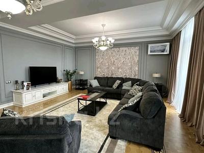4-комнатная квартира, 220 м², Омаровой за 220 млн 〒 в Алматы