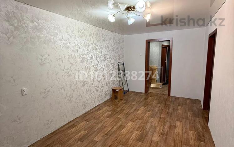3-комнатная квартира · 59 м² · 4/5 этаж, 4 мкр. 9 за 10 млн ₸ в Лисаковске — фото 2
