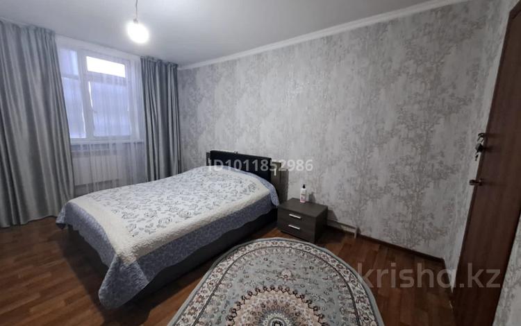 3-комнатная квартира · 80 м² · 3/5 этаж, мкр Арай-2 5 за 180 000 〒 в Таразе — фото 2