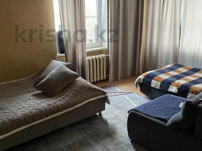 1-бөлмелі пәтер · 30 м² · 5/5 қабат, Кабанбай Батыра 136, бағасы: 13 млн ₸ в Усть-Каменогорске