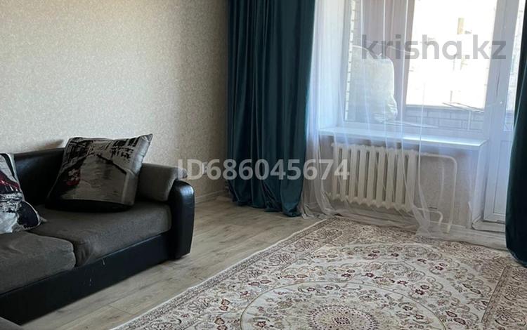 3-комнатная квартира · 75 м² · 9/10 этаж, Энергетик 5 — Рынок северный за 23.5 млн 〒 в Семее — фото 12