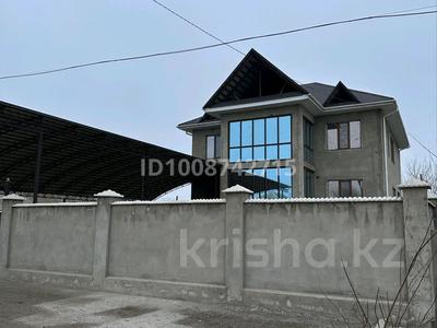 Отдельный дом · 10 комнат · 409 м² · 7 сот., Токбергенова 103 за 130 млн ₸ в Таразе
