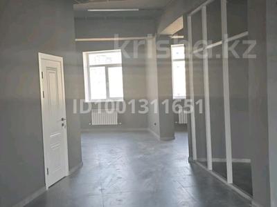 Продажа коммерческой недвижимости в Мангистауской обл.: Свободное назначение · 583 м² за 110 млн 〒 Свободное назначение · 583 м² за 110 млн 〒 в Актау, 16-й мкр