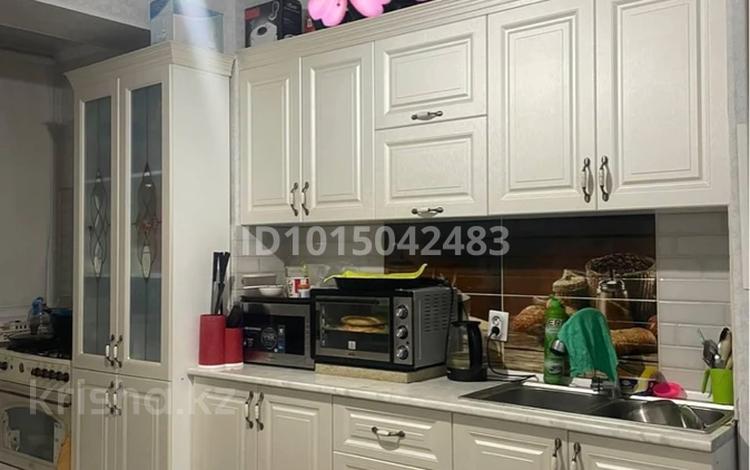 3-комнатная квартира · 80 м² · 3/6 этаж, 32В мкр 8/1 за 22.5 млн ₸ в Актау — фото 2