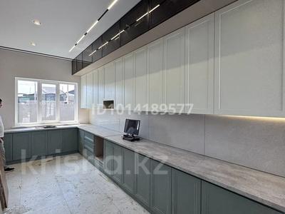 Жеке үй · 5 бөлме · 170 м² · 5 жүзд., Орнек 33 — 10 микрорайон, бағасы: 53 млн ₸ в Конаеве