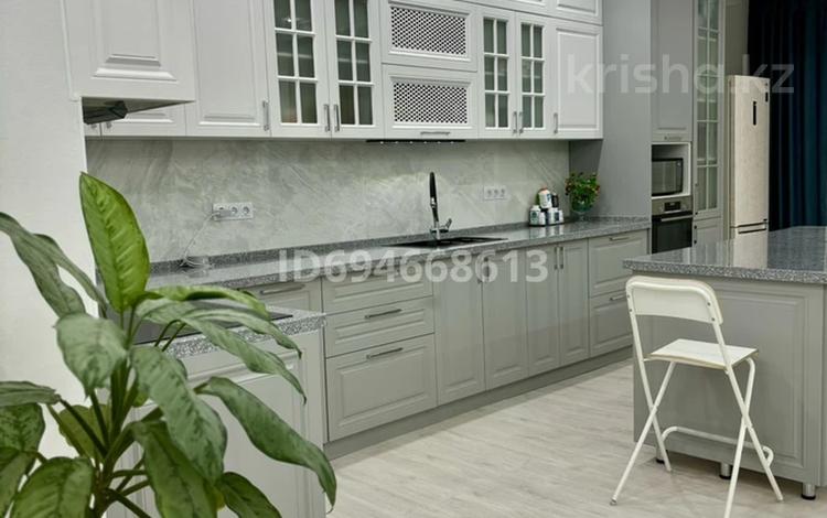 4-комнатная квартира · 208 м² · 11/14 этаж, 19-й мкр 44 за 96 млн ₸ в Актау — фото 2