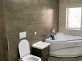 4-комнатная квартира · 92 м² · 1/5 этаж, Пришахтинск, 23й микрорайон 15 за 250 000 ₸ в Караганде, Алихана Бокейханова р-н — фото 4