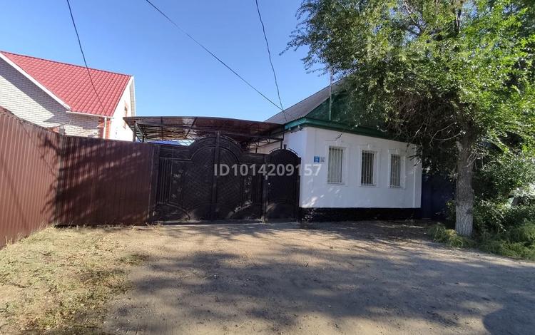 Отдельный дом · 3 комнаты · 100 м² · 4 сот., Кунаева 38 за 27 млн ₸ в Актобе, мкр. Курмыш — фото 2