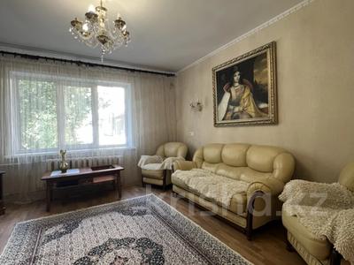 4-комнатная квартира · 92 м² · 2/5 этаж, Жумабаева 21 за 380 000 ₸ в Семее