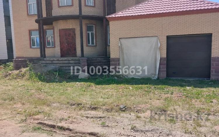 Жеке үй · 10 бөлме · 600 м² · 12 жүзд., Юго-Восток ш/а., Панель центр, бағасы: 148 млн ₸ в Караганде, Казыбек би р-н — фото 2