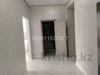 2-бөлмелі пәтер · 75 м² · 1/5 қабат, Кайрата Жумагалиева 73 — т. д. Атриум, бағасы: 35 млн ₸ в Уральске