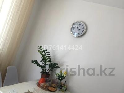 2-комнатная квартира · 57 м² · 6/9 этаж, Казыбек би 1 за 300 000 ₸ в Усть-Каменогорске