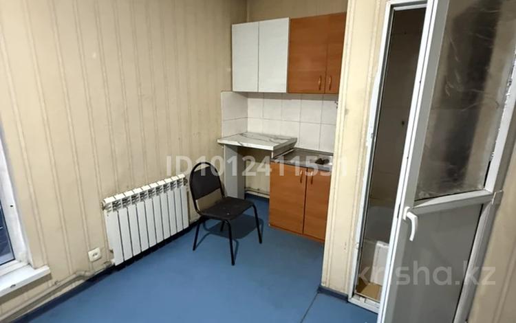 1-бөлмелі пәтер · 28 м² · 2 қабат, Покрышкина Балпык би 27, бағасы: 50 000 ₸ в Талдыкоргане — фото 2
