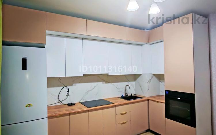 3-бөлмелі пәтер · 89 м² · 5/9 қабат, Есенберлина 70 — Спорткомплекс, Спортшкола, Золотой треугольник, ФлешМаркет, Драмтеатр, бағасы: 40 млн ₸ в Усть-Каменогорске — фото 16