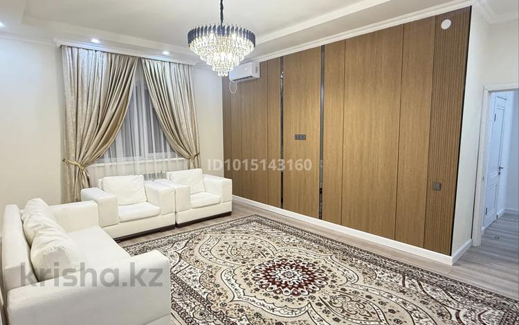 4-комнатная квартира · 120 м² · 15/17 этаж, Кунаева 91 за 52 млн ₸ в Шымкенте, Аль-Фарабийский р-н — фото 2