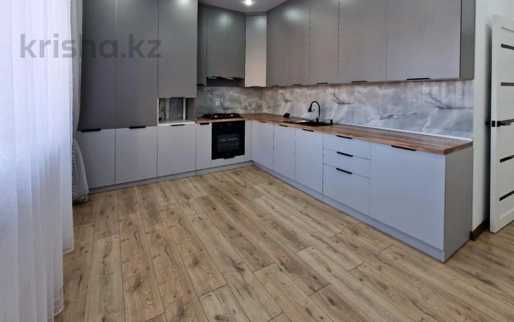 3-бөлмелі пәтер · 101 м² · 2/5 қабат, мкр. Алтын орда, бағасы: 40.8 млн ₸ в Актобе — фото 2