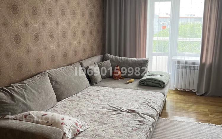 3-комнатная квартира · 60 м² · 5/5 этаж, мкр Михайловка , Касыма Аманжолова 71 за 25.5 млн 〒 в Караганде, Казыбек би р-н — фото 16