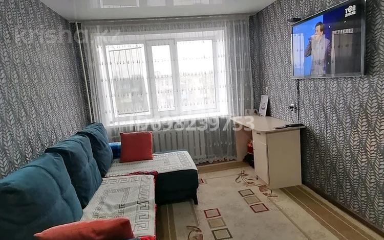 2-бөлмелі пәтер · 38 м² · 4/5 қабат, Жамакаева 219 — 20 кварталл, бағасы: 11 млн ₸ в Семее — фото 2