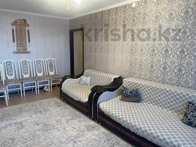 4-комнатная квартира · 61.8 м² · 3/5 этаж, мкр Юго-Восток, ул. Муканова за 22.3 млн 〒 в Караганде, Казыбек би р-н