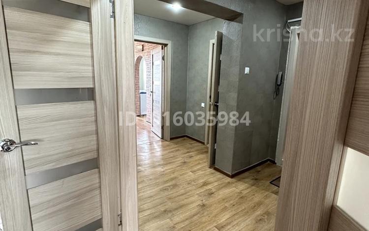 4-комнатная квартира · 82 м² · 3/5 этаж, 7 м 4 д — Сулпак 5 Тая школа за 120 000 ₸ в Лисаковске — фото 2