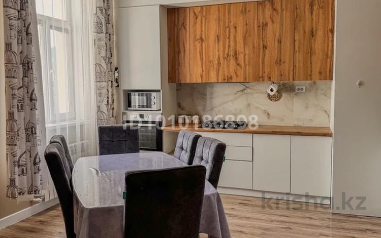 2-комнатная квартира · 87 м² · 4/5 этаж, мкр Самал, Мкрн Самал 60 за 240 000 ₸ в Атырау — фото 5