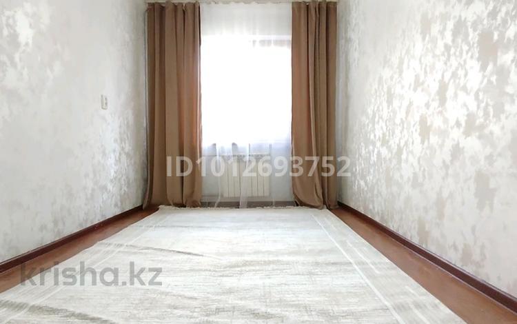 3-бөлмелі пәтер · 63 м² · 2/5 қабат, 17-й микрорайон, 17-й микрорайон 7 — Аллея Магнум Шаяхметова остоновка, бағасы: 22.7 млн ₸ в Шымкенте, Аль-Фарабийский р-н — фото 2