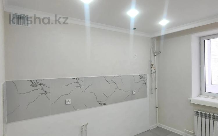 1-бөлмелі пәтер · 44.7 м² · 1/5 қабат, Алтын орда ш/а., бағасы: 14.7 млн ₸ в Актобе, мкр. Алтын орда — фото 2