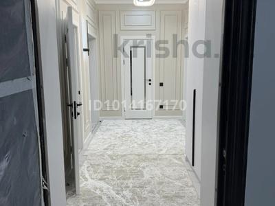 3-комнатная квартира · 110 м² · 8/9 этаж, мкр. Алтын орда, Алия Молдагулова 66 Г за 57 млн ₸ в Актобе