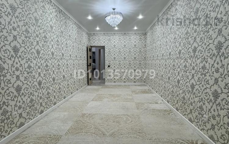 2-бөлмелі пәтер · 56.7 м² · 4/6 қабат, 31Б ш/а. 15 — Рядом есть:Есенов универ,Ак базар,Сары базар,Налоговый,Кеден,Дана супермаркет,Школа,Айша сарай, бағасы: 15.5 млн ₸ в Актау, 31Б мкр — фото 2