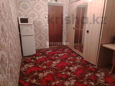 1 бөлме · 30 м² · 5/5 қабат, Мясокомбинат ш/а., Ружейникова 13 — 12 училище, бағасы: 40 000 ₸ в Уральске, мкр Мясокомбинат